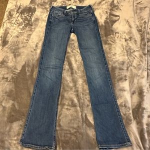Hollister Boot Cut Mid Rise Jeans Med/Dark Wash